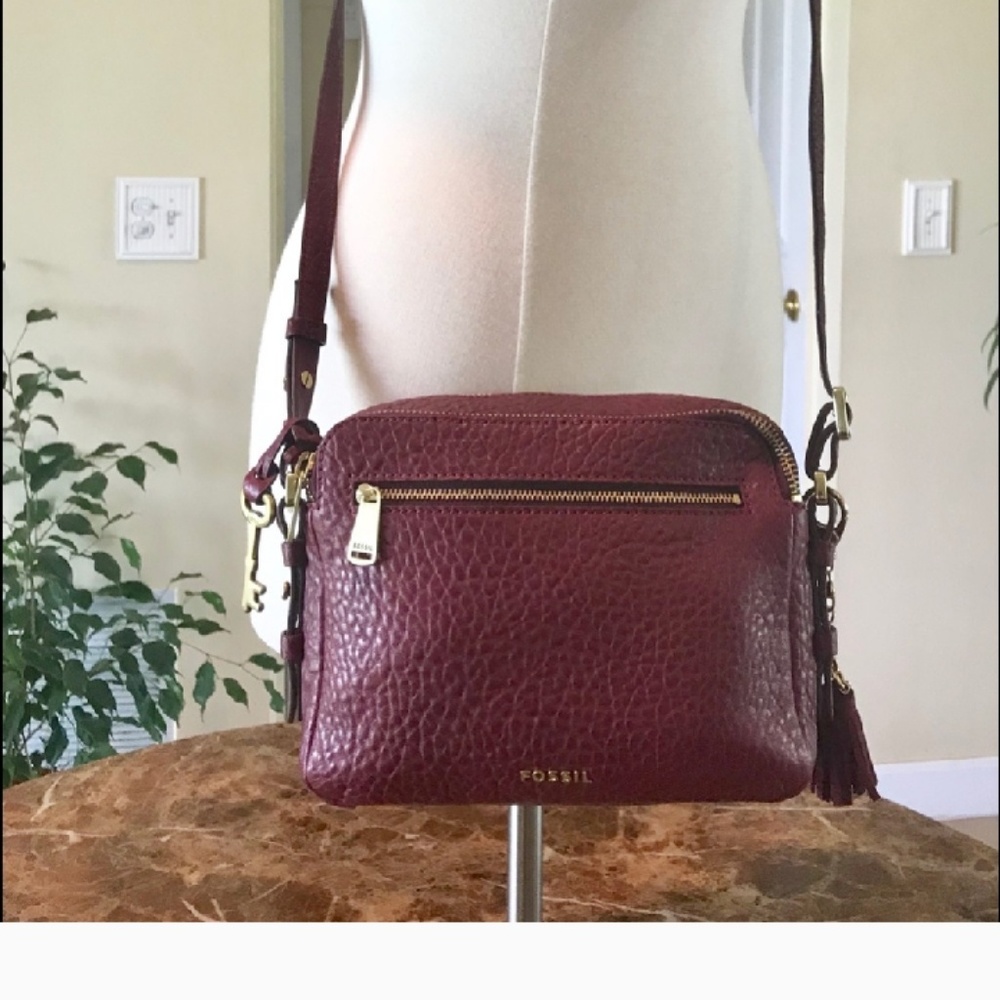 Fossil purse